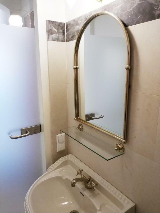The Sunny Suite - R.Q.C. กรุงเฮก ภายนอก รูปภาพ